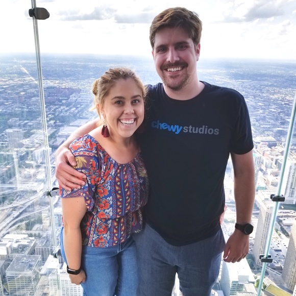 MEET YOUR POSHER 🍕❤️☀️ - Picture 5 of 6